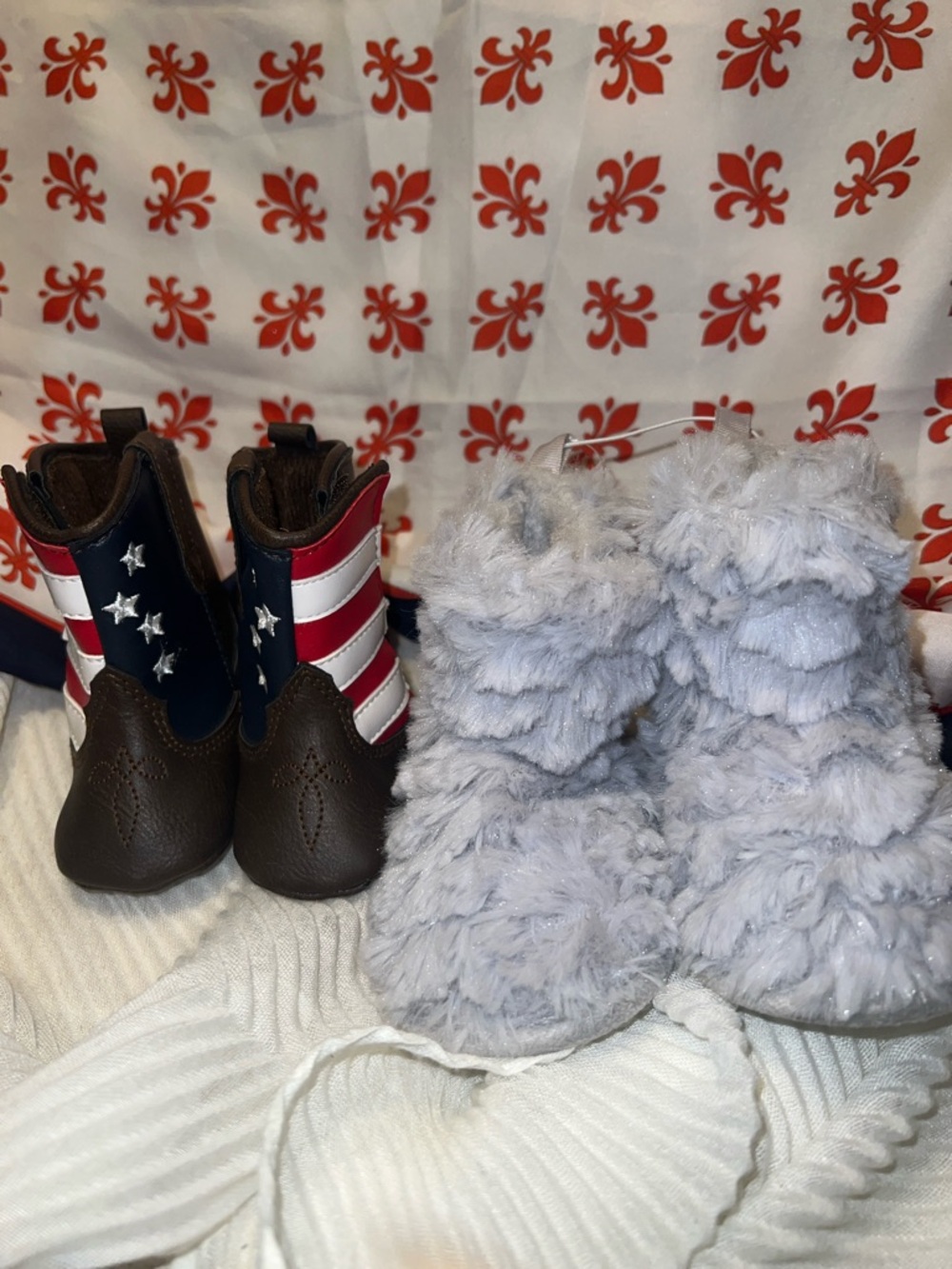 Koala 🐨 Kids Faux Fur Grey Booties - brown and flag cute booties